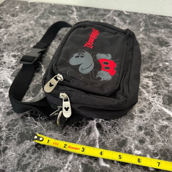 Disneyland Disney Parks Fanny Pack Mickey Mouse Waist Bag Disney Belt Bag - Picture 3 of 8